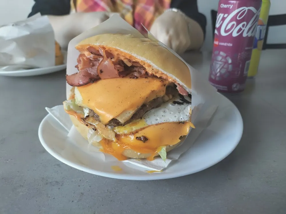 Venez Découvrir Le Pac-man Le Plus Copieux Des Sandwich